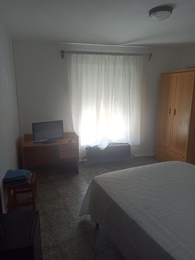 Hostal Restaurante El Burguiyo El Barraco Zewnętrze zdjęcie